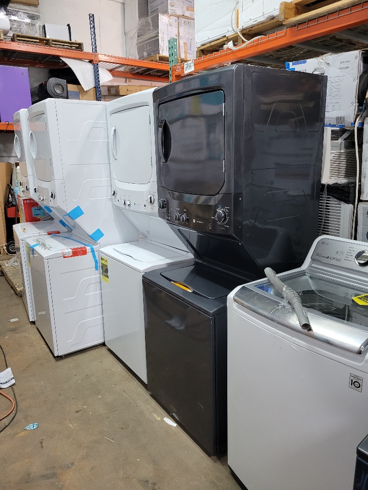 example picture of Scratch and Dent Laundry Center appliances from our liquidation truckload program.
