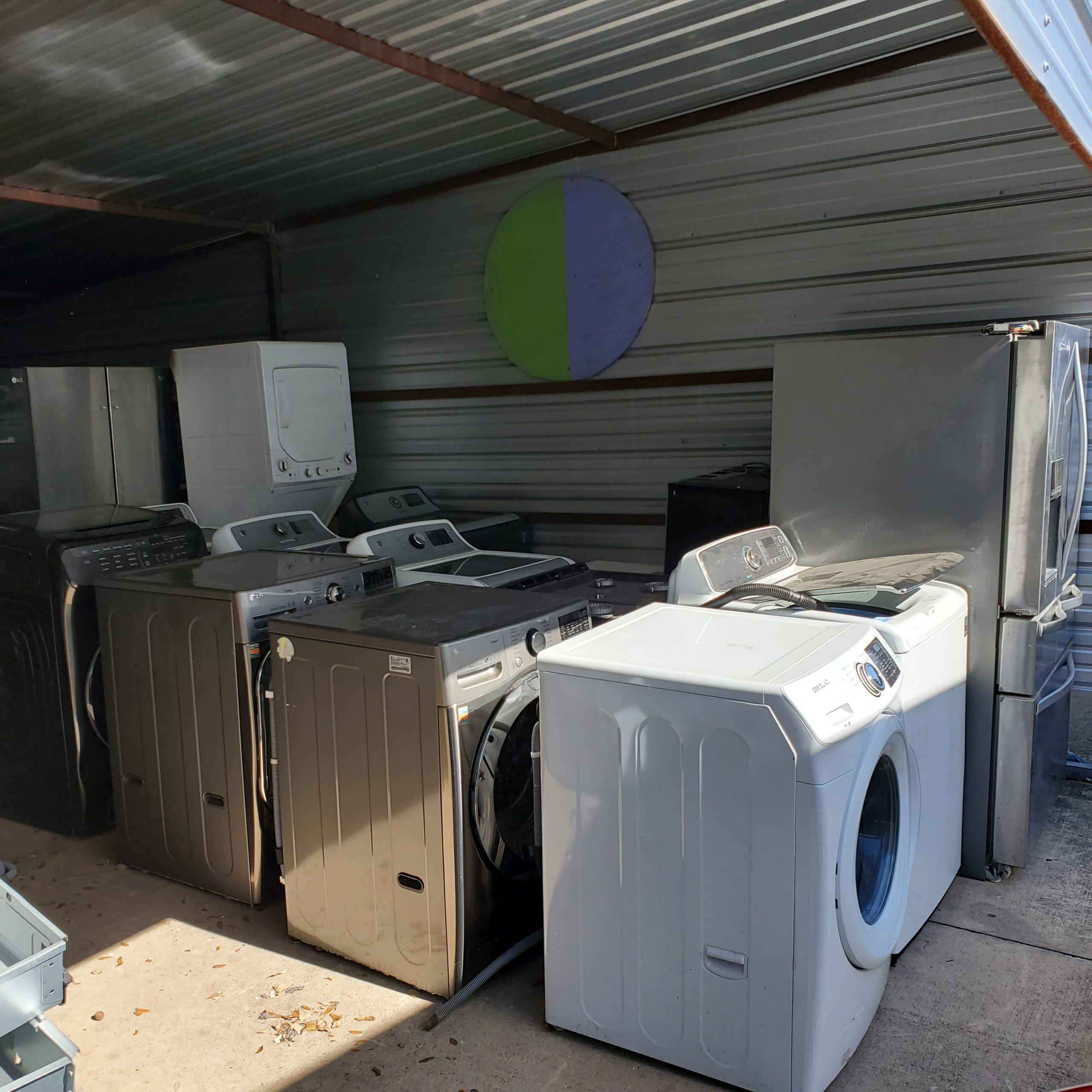 picture of Buying Salvage or broken appliances in bulk has never been so easy!