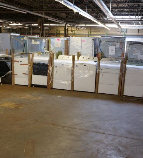 #858 Liquidation Half Truckload of 26 Customer Return Kitchen and Laundry Appliances South Carolina