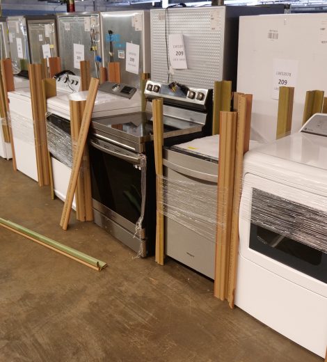 #852 Liquidation Half Truckload of 26 Customer Return Kitchen and Laundry Appliances South Carolina