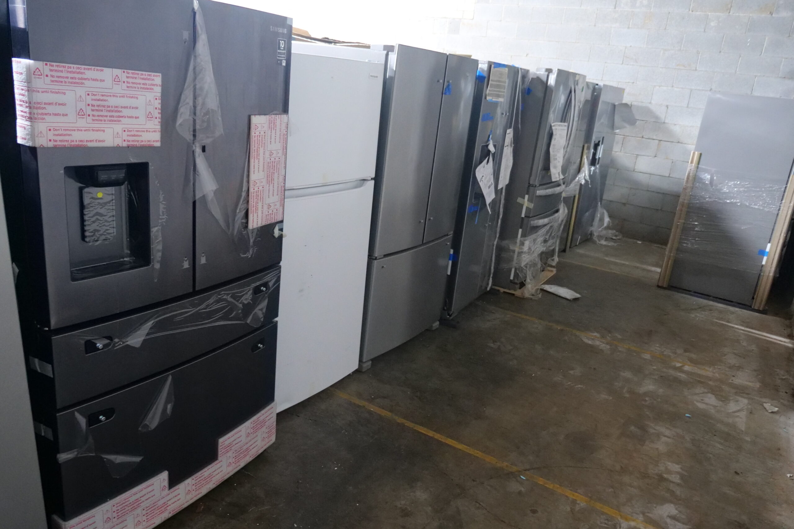 30 Conventional Microwave Hood. We Also Carry Discount  Appliance,Discounted Appliances,Wholesale Appliance,Scratch And Dent  Appliances,Scratch N Dent