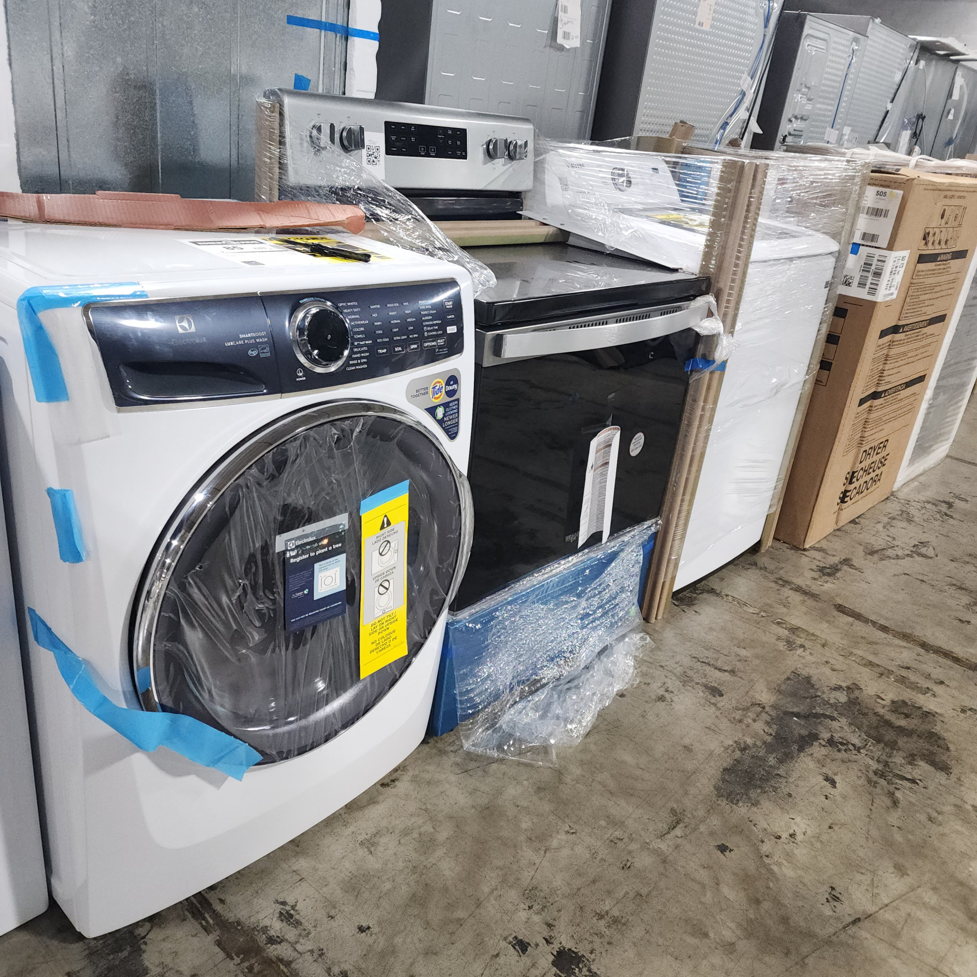 Dent And Scratch Appliance Outlet: Save On Quality Appliances With Cosmetic Imperfections